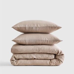 Quince King size European Duvet Cover in “toffee” New without tags